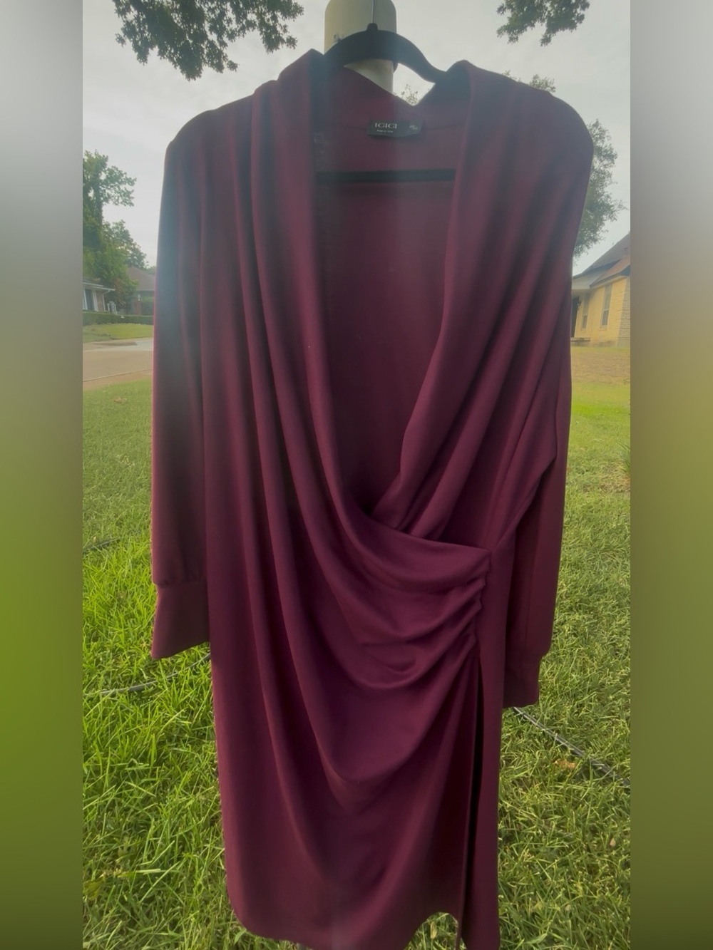 Size 22/24 Women’s Plus Igigi Knitted Plum Draped Wrap Dress